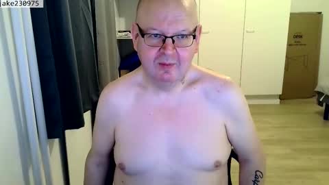Snapshot of jake230975 chatting on 2, 3, 2026 Jake2309 online show from 2, 3, 2026