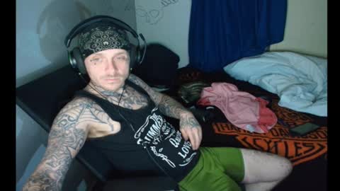 showingitoff online show from 11, 2, 2026