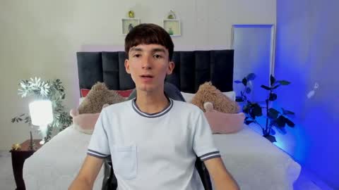 Snapshot of jake_evanss_ chatting on 11, 5, 2026 JAKE online show from 11, 5, 2026