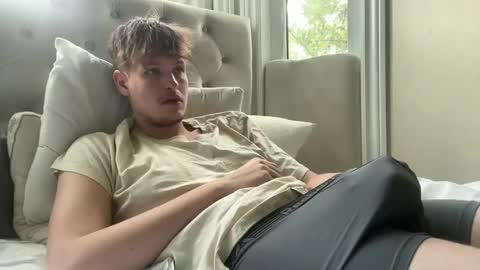 Snapshot of jake_jackson1 chatting on 27, 5, 2026 jake_jackson1 online show from 27, 5, 2026