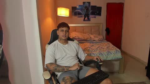 Snapshot of jake_pons chatting on 7, 1, 2025 Jake Pons online show from 7, 1, 2025