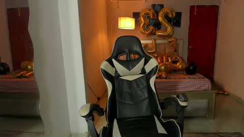 Snapshot of jake_pons chatting on 28, 2, 2025 Jake Pons online show from 28, 2, 2025