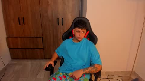 Snapshot of jake_pons chatting on 13, 9, 2025 Jake Pons online show from 13, 9, 2025