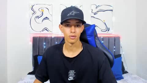 Hi guys im new 3 online show from 2, 12, 2024