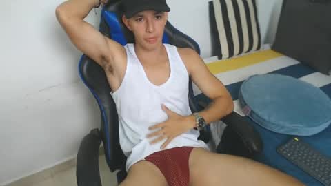 Snapshot of jake_shadow14 chatting on 9, 6, 2026 Hi guys im new 3 online show from 9, 6, 2026