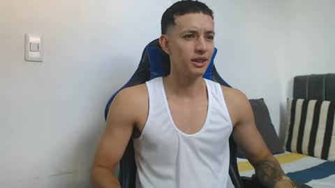 Snapshot of jake_shadow14 chatting on 17, 6, 2026 Hi guys im new 3 online show from 17, 6, 2026