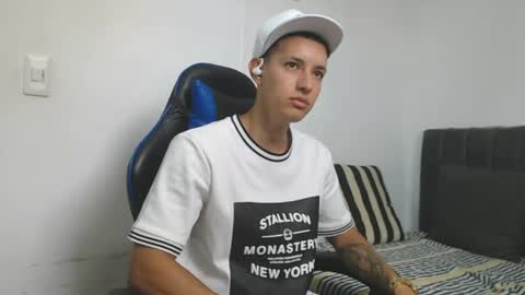 Snapshot of jake_shadow14 chatting on 5, 7, 2026 Hi guys im new 3 online show from 5, 7, 2026