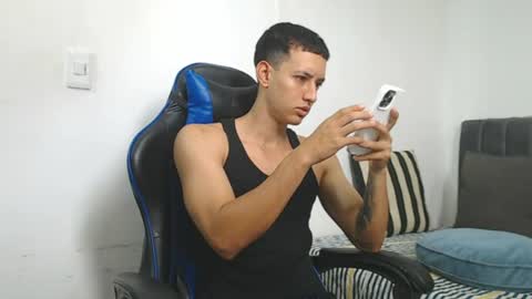 Snapshot of jake_shadow14 chatting on 9, 7, 2026 Hi guys im new 3 online show from 9, 7, 2026