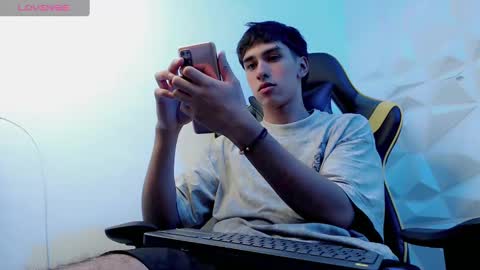 Snapshot of jake_tripp chatting on 31, 12, 2024 jake_tripp online show from 31, 12, 2024