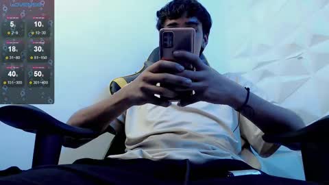 Snapshot of jake_tripp chatting on 30, 1, 2025 jake_tripp online show from 30, 1, 2025