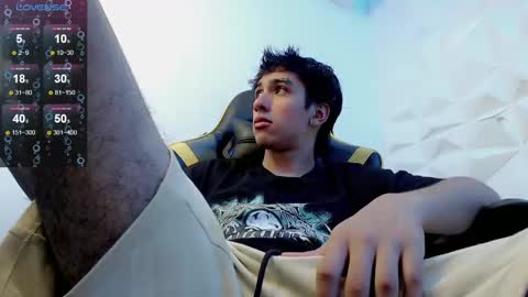 Snapshot of jake_tripp chatting on 3, 2, 2025 jake_tripp online show from 3, 2, 2025