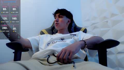 Snapshot of jake_tripp chatting on 23, 2, 2025 jake_tripp online show from 23, 2, 2025