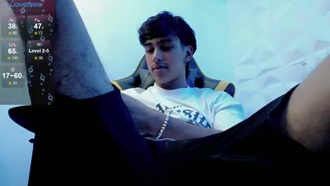 Snapshot of jake_tripp chatting on 5, 3, 2025 jake_tripp online show from 5, 3, 2025