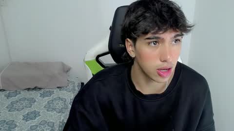 Snapshot of jake_tripp chatting on 9, 3, 2025 jake_tripp online show from 9, 3, 2025