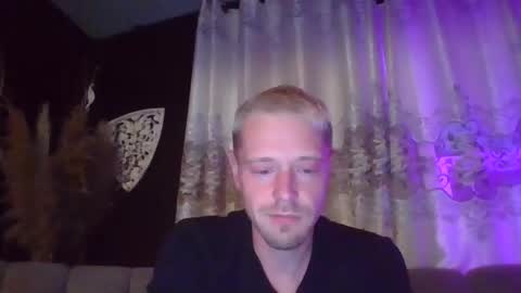 jakjakrabbit online show from 8, 10, 2025