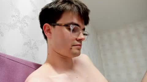 Snapshot of jame_flow chatting on 9, 7, 2026 Hey there Im Jame online show from 9, 7, 2026