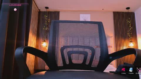 james_adamss_ online show from 1, 4, 2026