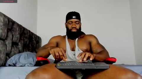 Snapshot of james_bbcmuscle chatting on 27, 4, 2026 James BBC online show from 27, 4, 2026