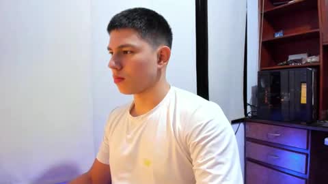 james_cr online show from 16, 2, 2025