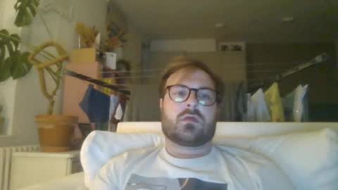 Snapshot of james_heron chatting on 21, 6, 2026 James Heron online show from 21, 6, 2026