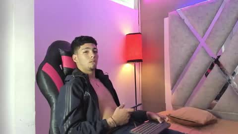 James Hill online show from 7, 11, 2025