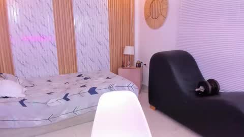 James online show from 27, 9, 2025