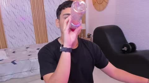 James online show from 28, 9, 2025