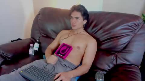 Snapshot of james_morrisonm chatting on 29, 5, 2026 james_morrisonm online show from 29, 5, 2026