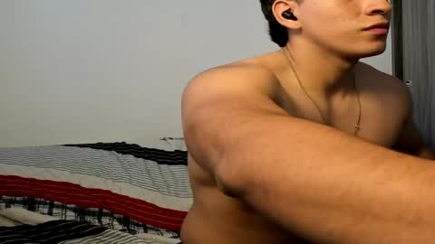 Snapshot of james_silva1 chatting on 14, 5, 2026 james_silva1 online show from 14, 5, 2026