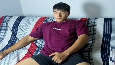 Snapshot of james_silva1 chatting on 24, 5, 2026 james_silva1 online show from 24, 5, 2026