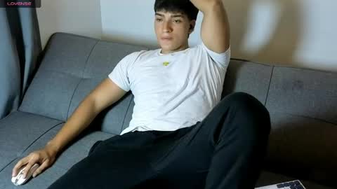 Snapshot of james_silva1 chatting on 30, 5, 2026 james_silva1 online show from 30, 5, 2026