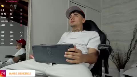 jamesdekker online show from 20, 10, 2025