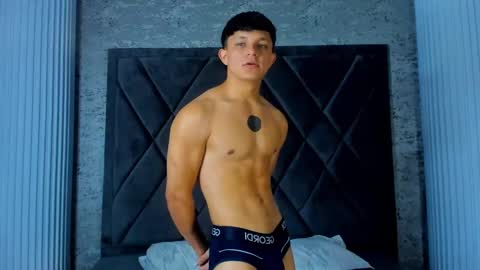 Snapshot of jamesgolden_ chatting on 3, 3, 2025 jamesgolden_ online show from 3, 3, 2025