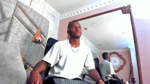 Snapshot of jamesparck chatting on 23, 1, 2025 James online show from 23, 1, 2025