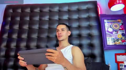 --- James --- online show from 28, 7, 2026