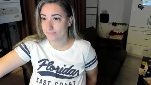 Snapshot of jamielane chatting on 24, 11, 2025 jamielanecb online show from 24, 11, 2025