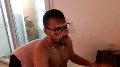 Jamie Lonnas online show from 3, 2, 2026