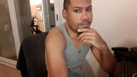 Snapshot of jamielonnas chatting on 4, 6, 2026 Jamie Lonnas online show from 4, 6, 2026