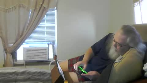 jamielove1975 online show from 11, 4, 2026