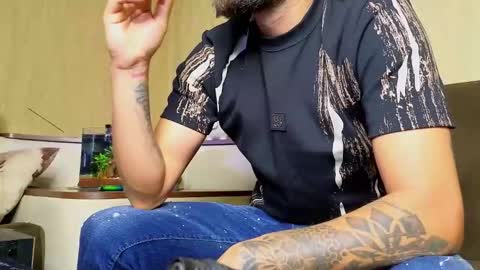 Robbie online show from 16, 9, 2025