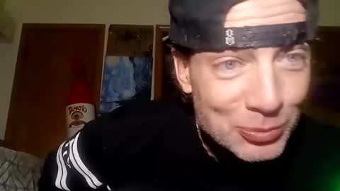 Supafly307blueeyes9in online show from 14, 2, 2025
