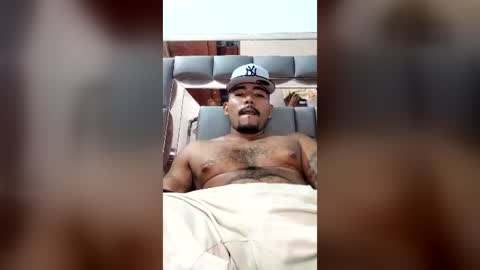 Snapshot of jandrss_gold9 chatting on 5, 8, 2026 jandrss_gold9 online show from 5, 8, 2026