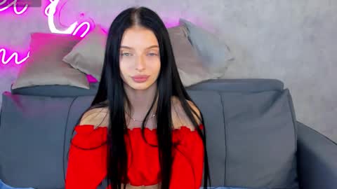 Snapshot of jane_johnston chatting on 21, 10, 2025 Eva online show from 21, 10, 2025