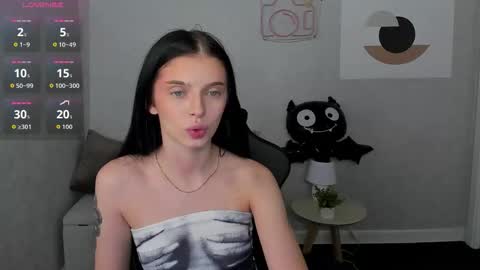 Snapshot of jane_johnston chatting on 26, 10, 2025 Eva online show from 26, 10, 2025