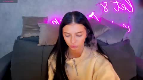 Snapshot of jane_johnston chatting on 3, 11, 2025 Eva online show from 3, 11, 2025