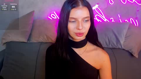 Snapshot of jane_johnston chatting on 6, 11, 2025 Eva online show from 6, 11, 2025