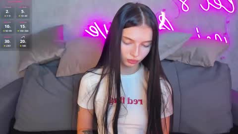 Snapshot of jane_johnston chatting on 10, 11, 2025 Eva online show from 10, 11, 2025