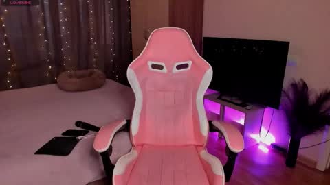 Snapshot of jane_paws chatting on 7, 3, 2026 Jane online show from 7, 3, 2026