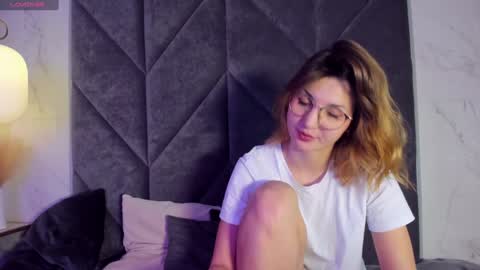 Snapshot of jane_pearl chatting on 3, 2, 2025 Jane online show from 3, 2, 2025
