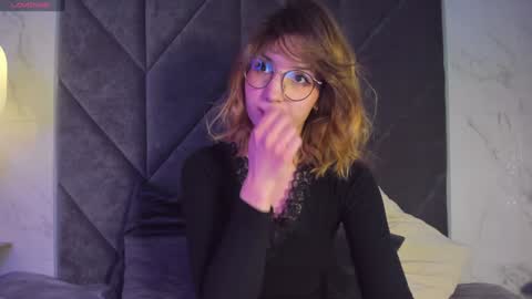 Snapshot of jane_pearl chatting on 4, 2, 2025 Jane online show from 4, 2, 2025